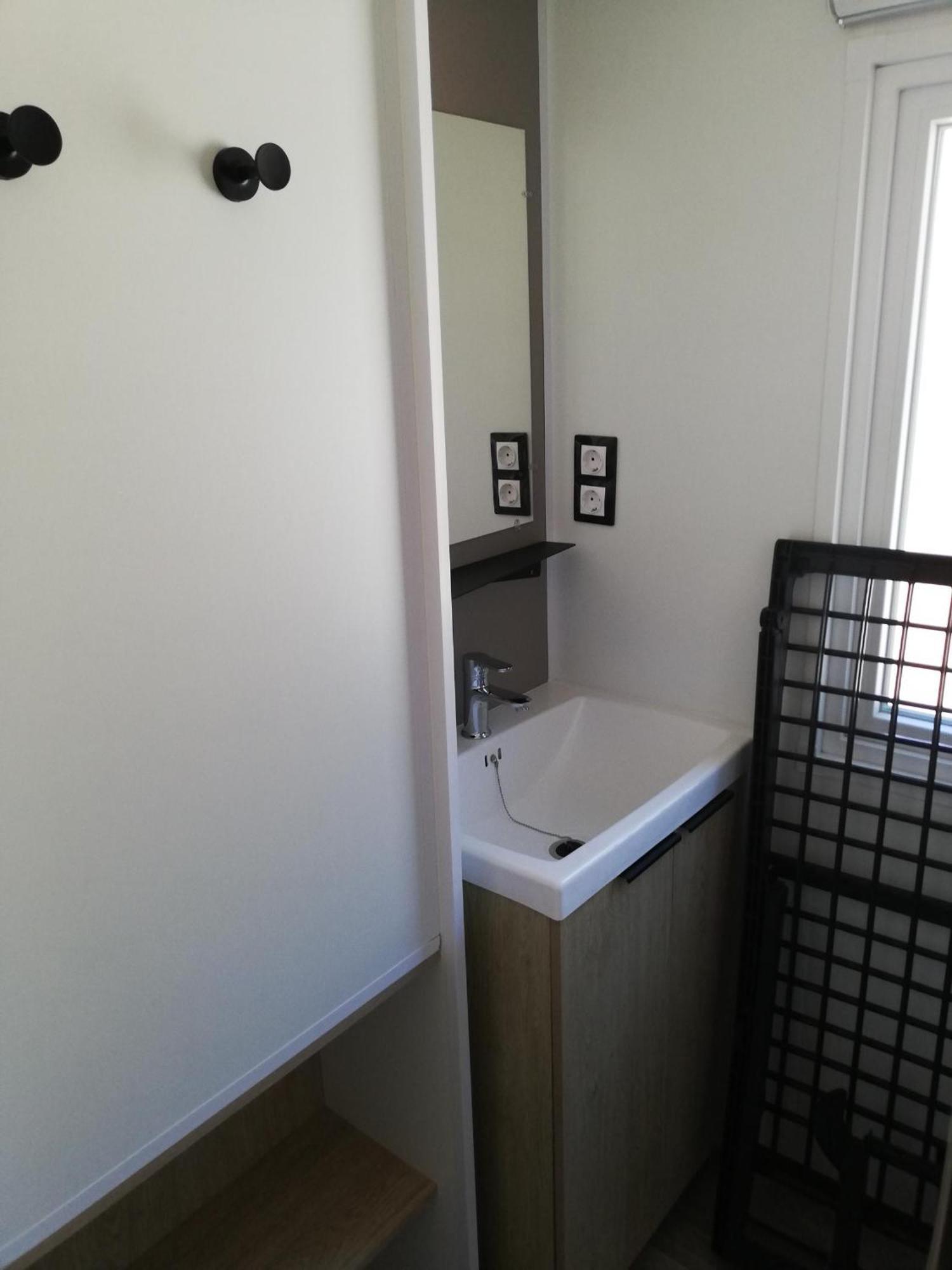 Mobilhome Clim Tele La Falaise 4 Etoiles Narbonne Extérieur photo